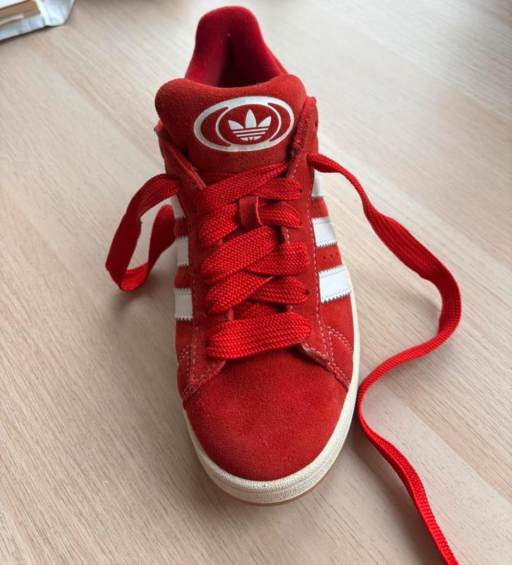 Adidas campus te koop, Kleding | Dames, Schoenen, Zo goed als nieuw, Sneakers of Gympen, Rood, Ophalen of Verzenden