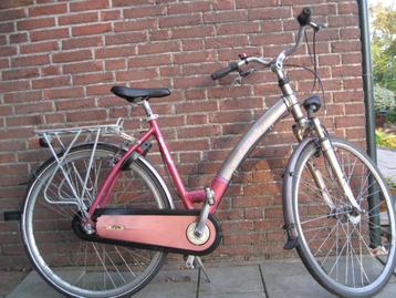 Montego meisjesfiets 3 versnellingen Wielen 28"Frame 52 cm beschikbaar voor biedingen