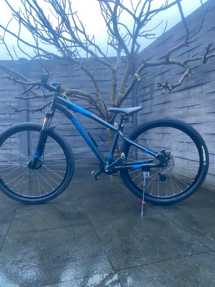 B-Twin Rockrider ST120.  27,5 inch jongensfiets, Fietsen en Brommers, Fietsen | Jongens, Zo goed als nieuw, 26 inch of meer, Versnellingen