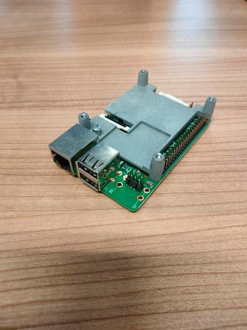 8x Raspberry pi 2 b v1.2 met heatspreader, Computers en Software, Netwerkkaarten, Gebruikt, Intern, Ophalen of Verzenden