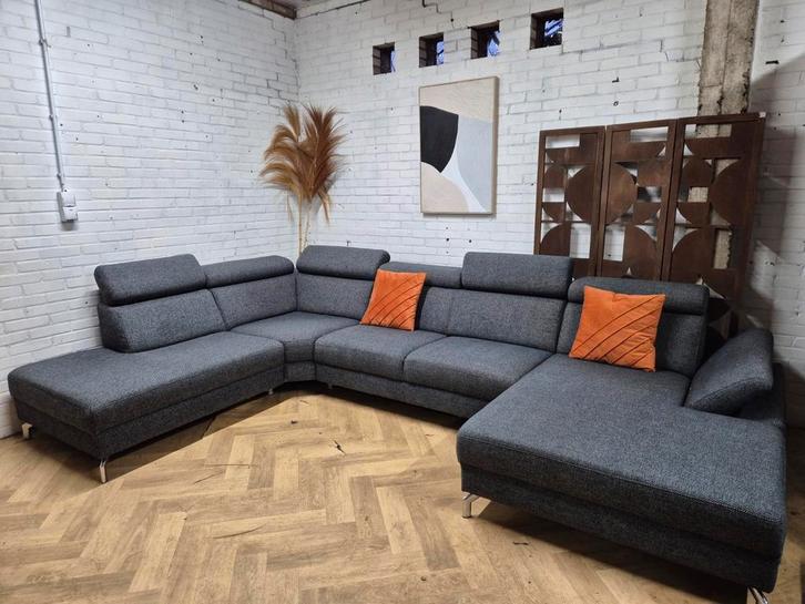 Hoekbank | Montel | U bank, Huis en Inrichting, Banken | Complete zithoeken, Ophalen of Verzenden