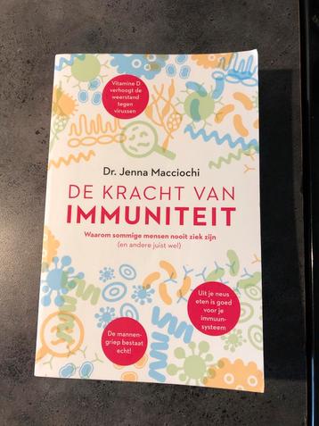De Kracht van Immuniteit - Jenna Macciochi beschikbaar voor biedingen