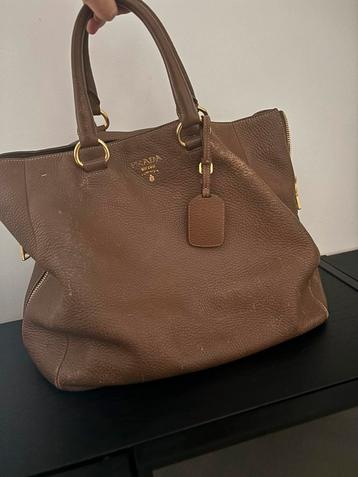 Prada tas cognac leer beschikbaar voor biedingen