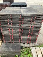 82 vochtdoorlatende rubberen tegels, staltegels 50x50x4,5cm, Q, Q, Q