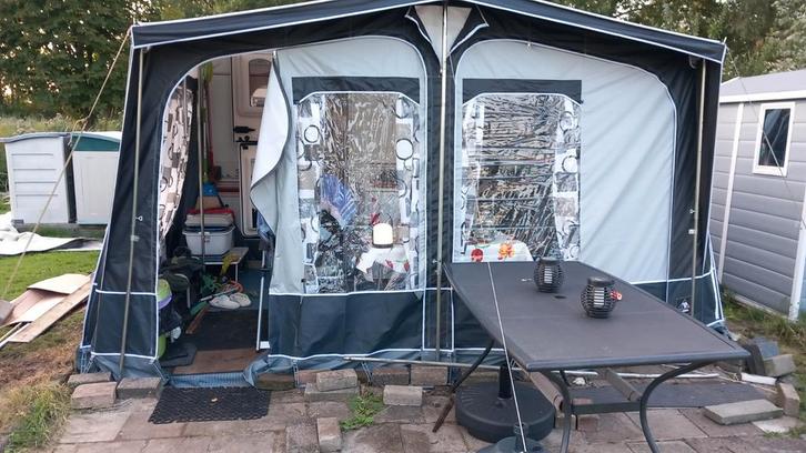 Mooie Voortent te Koop!, Caravans en Kamperen, Voortenten en Luifels, Zo goed als nieuw, Ophalen