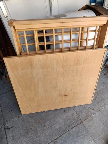 Houten box voor baby  beschikbaar voor biedingen