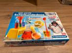 Mijn eerste scheikunde doos - Onderzoekslaboratorium, Ophalen of Verzenden, Zo goed als nieuw, Overige merken