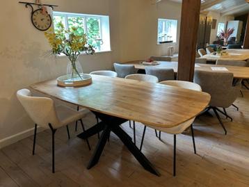 Nieuwe Deens ovale eettafel 190x100cm beschikbaar voor biedingen
