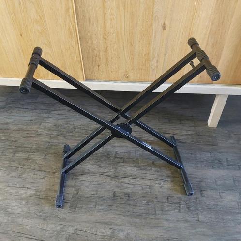 Keyboardstandaard - Inklapbaar, Muziek en Instrumenten, Standaards, Zo goed als nieuw, Instrumentstandaard, Keyboard of Synthesizer