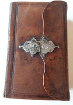 Mooie antieke bijbel uit 1875, Antiek en Kunst, Antiek | Boeken en Bijbels, Ophalen of Verzenden