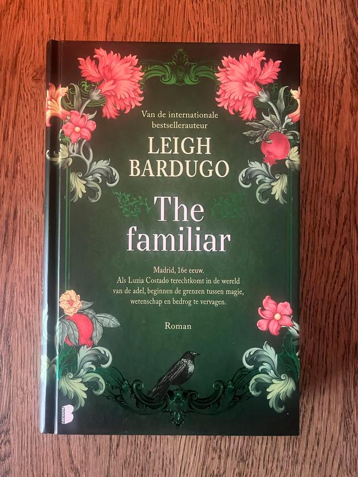 Leigh Bardugo - De vertrouwelinge (The familiar), Boeken, Fantasy, Nieuw, Ophalen of Verzenden