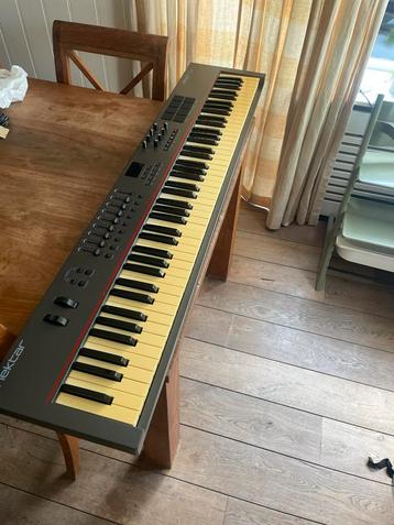 Nektar Impact LX88 MIDI Keyboard beschikbaar voor biedingen