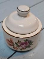 Charmant porseleinen pillendoosje of sieradendoosje, Ophalen of Verzenden