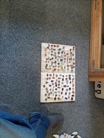 Oude speldjes in  map, Verzamelen, Speldjes, Pins en Buttons, Ophalen of Verzenden, Gebruikt, Overige onderwerpen