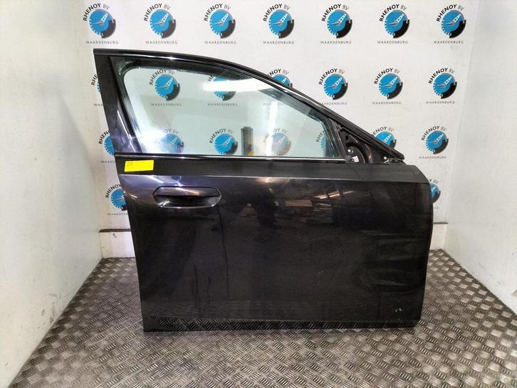 B.M.W. 5 SERIES G61 Touring 530e [R_FRONT_DOOR] 2024, Auto-onderdelen, Carrosserie en Plaatwerk, Deur, Voor, Rechts, Gebruikt