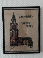 Vintage ingelijst borduurwerk Martinitoren in Groningen., Ophalen of Verzenden