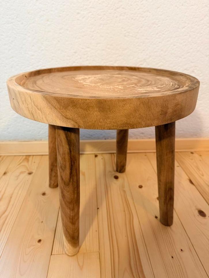 Bijzettafel Suar hout uit Java, Huis en Inrichting, Tafels | Bijzettafels, Nieuw, Rond, Minder dan 55 cm, Hout, Ophalen of Verzenden