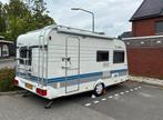 Hobby 440 SF Exclusive met vast bed en mover, Caravans en Kamperen, Caravans, 70 kg, Koelkast, Hobby, Treinzit