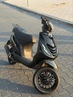 Piaggio zip 70cc, Fietsen en Brommers, Scooters | Piaggio, Ophalen, Tweetakt, Maximaal 45 km/u, Zo goed als nieuw
