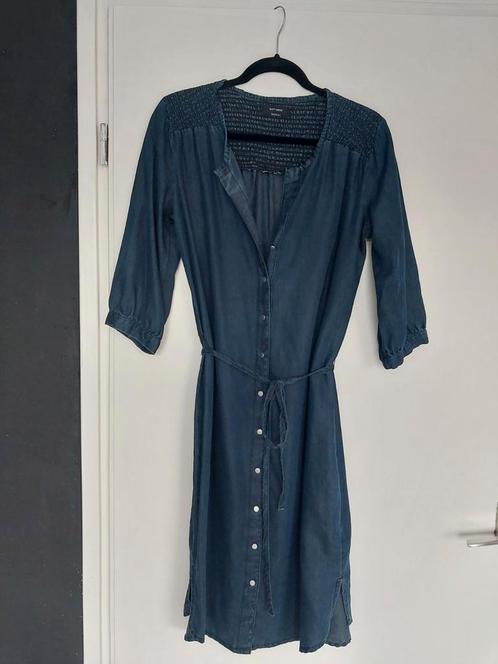 Donkerblauwe spijkerjurk Yessica, Kleding | Dames, Jurken, Zo goed als nieuw, Maat 38/40 (M), Blauw, Onder de knie, Ophalen of Verzenden