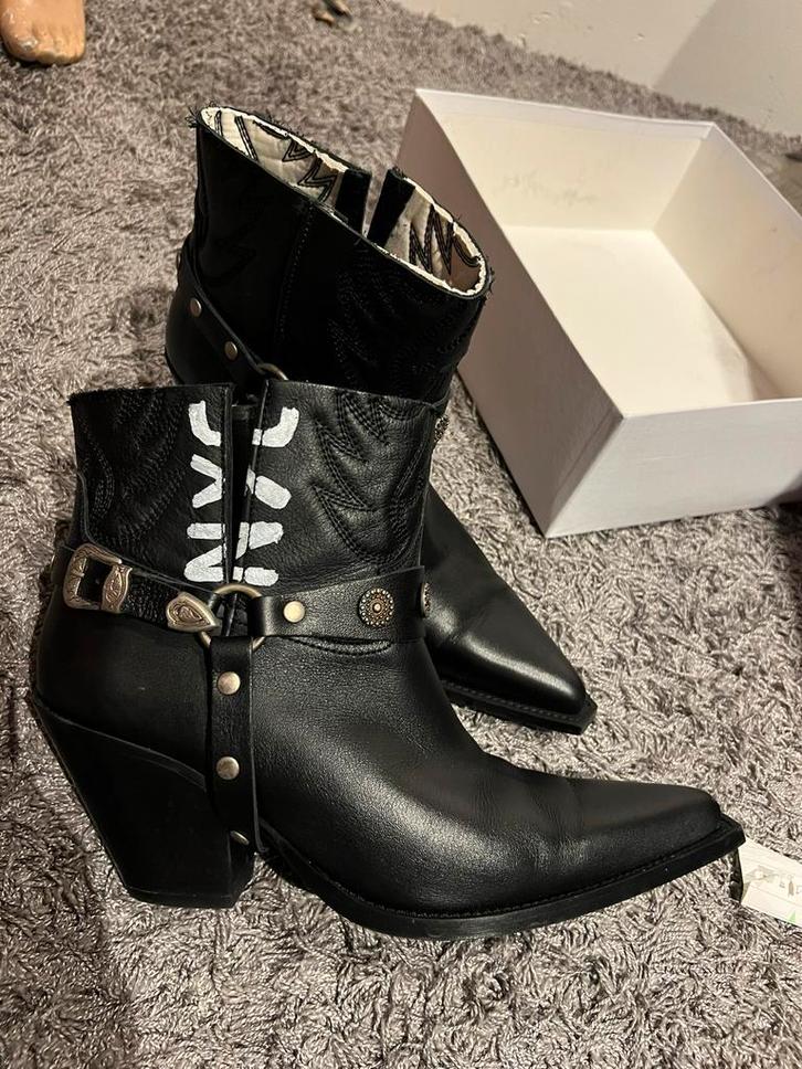 TOTAL cowboy laarzen maat 40 origineel ZGAN, Kleding | Dames, Schoenen, Zo goed als nieuw, Lage of Enkellaarzen, Zwart, Ophalen of Verzenden
