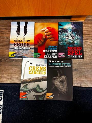 Boekenpakket voor school beschikbaar voor biedingen
