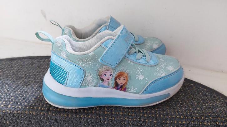 Frozen schoenen Maat 27, Kinderen en Baby's, Kinderkleding | Schoenen en Sokken, Gebruikt, Schoenen, Meisje, Ophalen