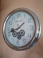 Wand klok, Huis en Inrichting, Woonaccessoires | Klokken, Ophalen of Verzenden, Zo goed als nieuw, Wandklok