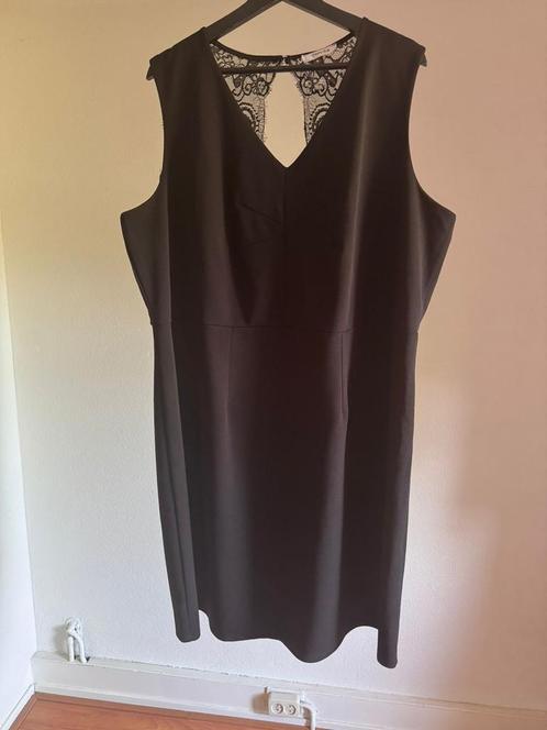 Pikzwarte jurk met kant van paprika maat 5/52, Kleding | Dames, Grote Maten, Zo goed als nieuw, Jurk, Zwart, Ophalen of Verzenden