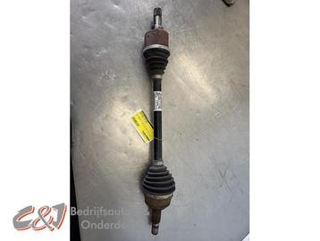 Aandrijfas links-voor van een Opel Combo beschikbaar voor biedingen