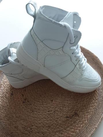 Hoge witte sneakers Maat 38 beschikbaar voor biedingen
