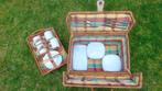 rotan Picknickmand toebehoren inclusief servies voor 4 pers, Ophalen, Nieuw