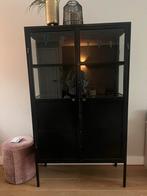 Mooie Servieskast met Glazen Deuren, Huis en Inrichting, Kasten | Vitrinekasten, Ophalen, Gebruikt, 100 tot 150 cm, Metaal