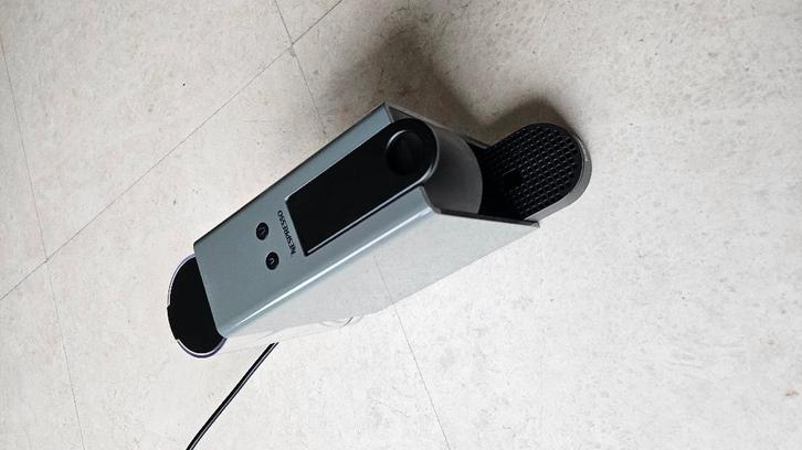 Koffiemachine nespresso, Witgoed en Apparatuur, Koffiezetapparaten, Zo goed als nieuw, Koffiepads en cups, Espresso apparaat, 1 kopje