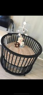 Ronde zwarte box, Kinderen en Baby's, Boxen, Ophalen of Verzenden, Zo goed als nieuw, Rond