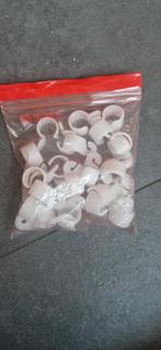 Haakjes - 30 stuks, Ophalen of Verzenden, Gebruikt