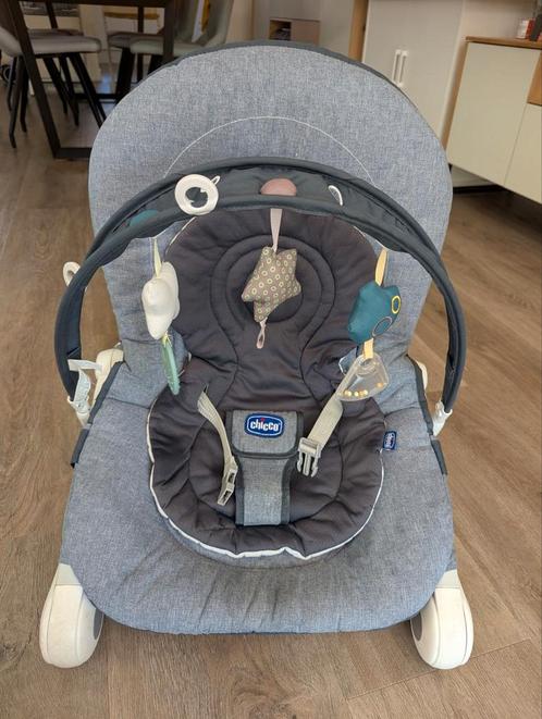 Chicco wipstoel met verkleiner en speelboog., Kinderen en Baby's, Wipstoeltjes, Zo goed als nieuw, Chicco, Ophalen