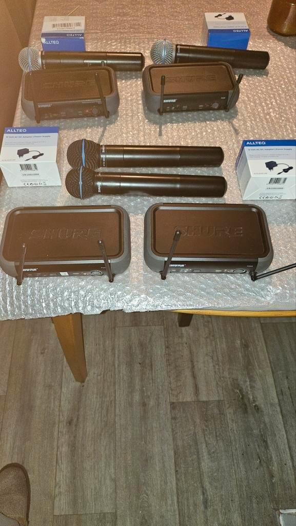 Shure  draadloos microfoon, Muziek en Instrumenten, Microfoons, Zo goed als nieuw, Zangmicrofoon, Draadloos, Ophalen