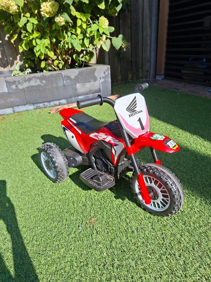 Elektrische Honda Crossmotor - Zo goed als nieuw!, Kinderen en Baby's, Speelgoed | Buiten | Accuvoertuigen, Zo goed als nieuw