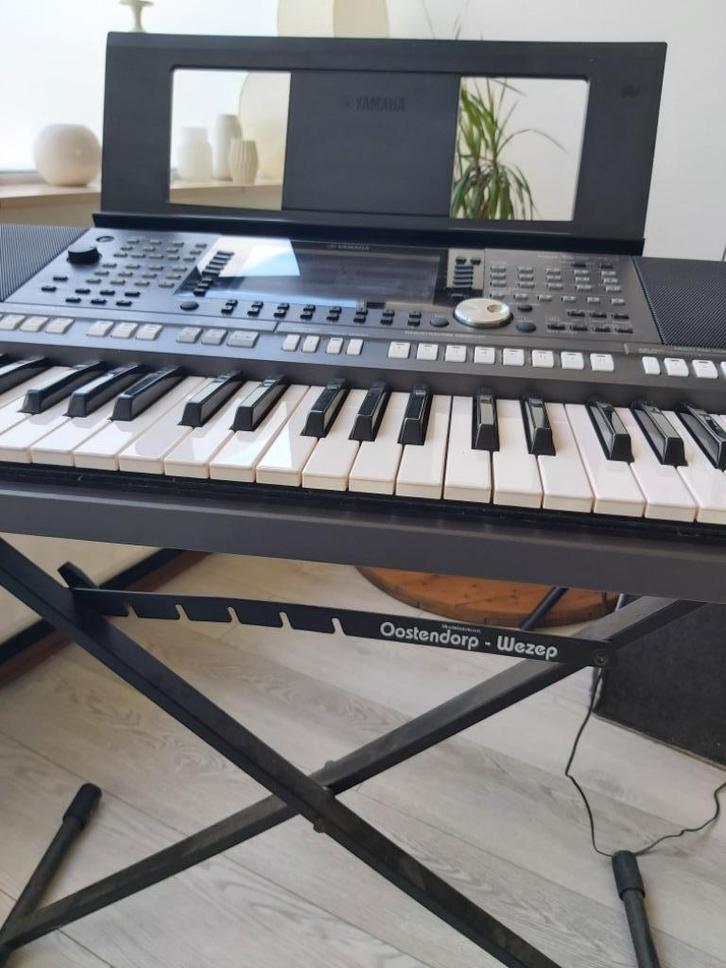 Yamaha PSR-S970 Keyboard, Muziek en Instrumenten, Keyboards, Zo goed als nieuw, 61 toetsen, Yamaha, Ophalen