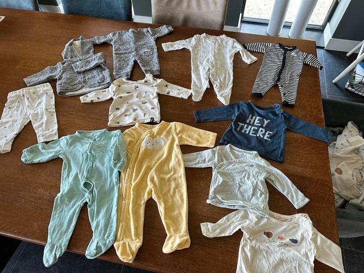 Baby kleding zeer goed mt: 50/56, Kinderen en Baby's, Babykleding | Baby-kledingpakketten, Zo goed als nieuw, Ophalen of Verzenden