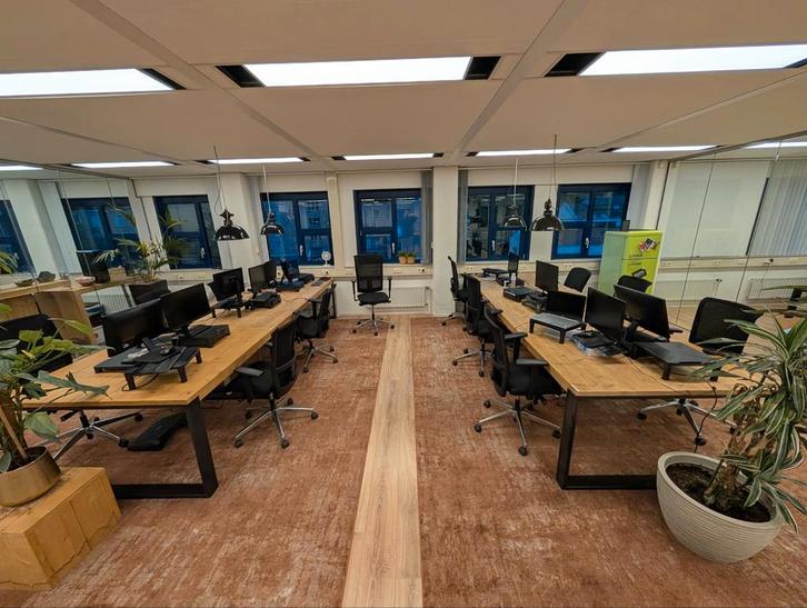 Verschillende steigerhouten tafels / bureau's, Huis en Inrichting, Bureaus, Gebruikt, Ophalen