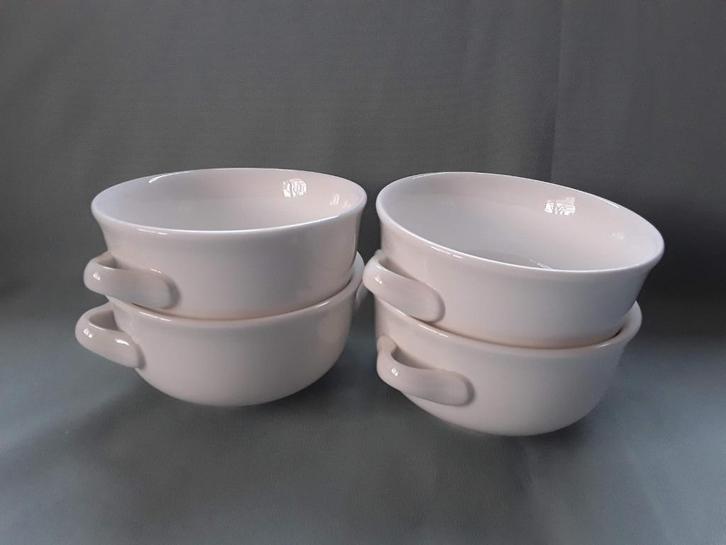 4 Soepkommen Villeroy & Boch Adriana, Huis en Inrichting, Keuken | Servies, Zo goed als nieuw, Kom(men), Effen, Porselein, Verzenden