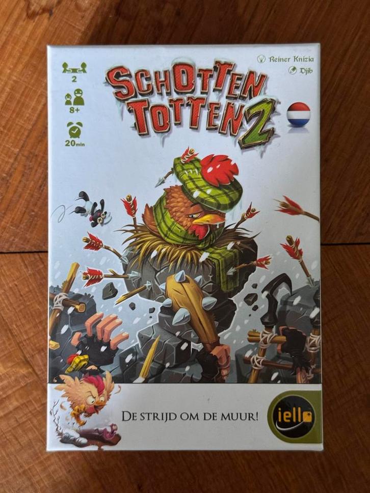 Schotten Totten 2 - Kaartspel in Goede Staat, Hobby en Vrije tijd, Gezelschapsspellen | Bordspellen, Gebruikt, Een of twee spelers