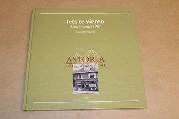 Jubileumboek 50 Jaar Astoria Haren [1961-2011] beschikbaar voor biedingen