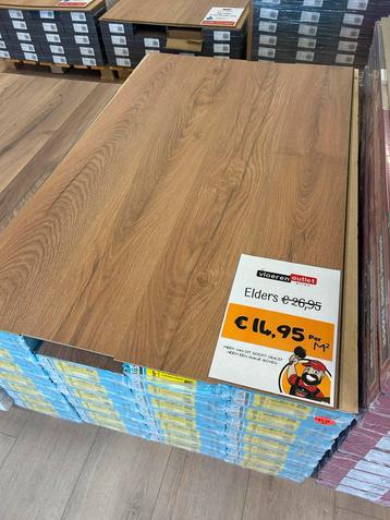 Watervast Laminaat Eiken 12mm - 40,77m2 beschikbaar voor biedingen