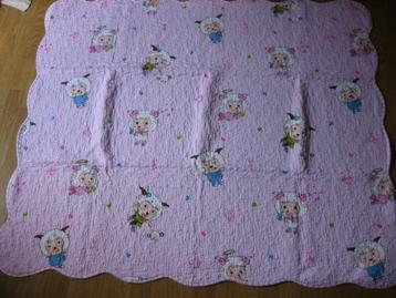 Nieuw,mooi quilt / sprei /deken voor kinderbedje. beschikbaar voor biedingen