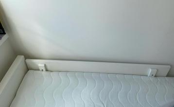 Bopita uitvalbeveiliging bedhekjes wit hout  beschikbaar voor biedingen
