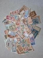 Bankbiljetten gehele wereld, 120 st.  periode 1908 - 1994, Postzegels en Munten, Bankbiljetten | Europa | Niet-Eurobiljetten, Verzenden