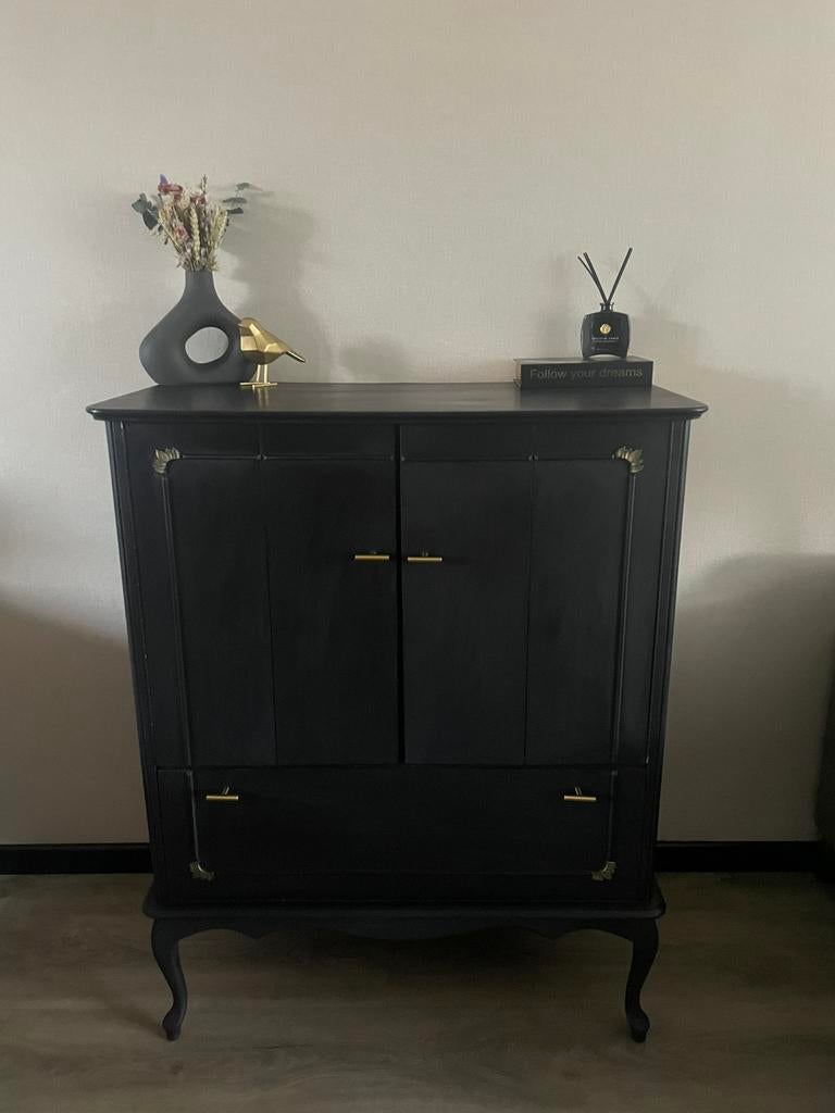 Gerestylde wandkast dressoire queen ann zwart goud brocante, Ophalen, Gebruikt, 100 tot 150 cm, Minder dan 150 cm